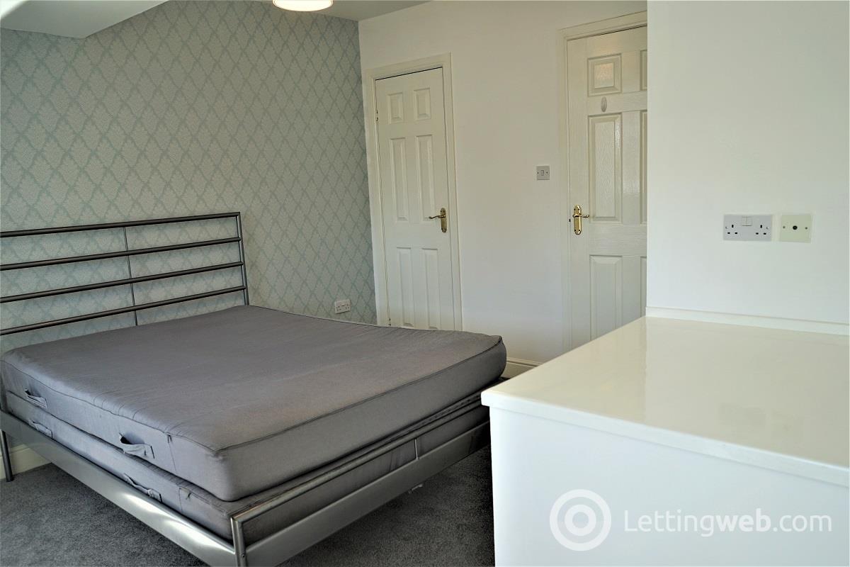 Property to rent in 66 Langhaul Road