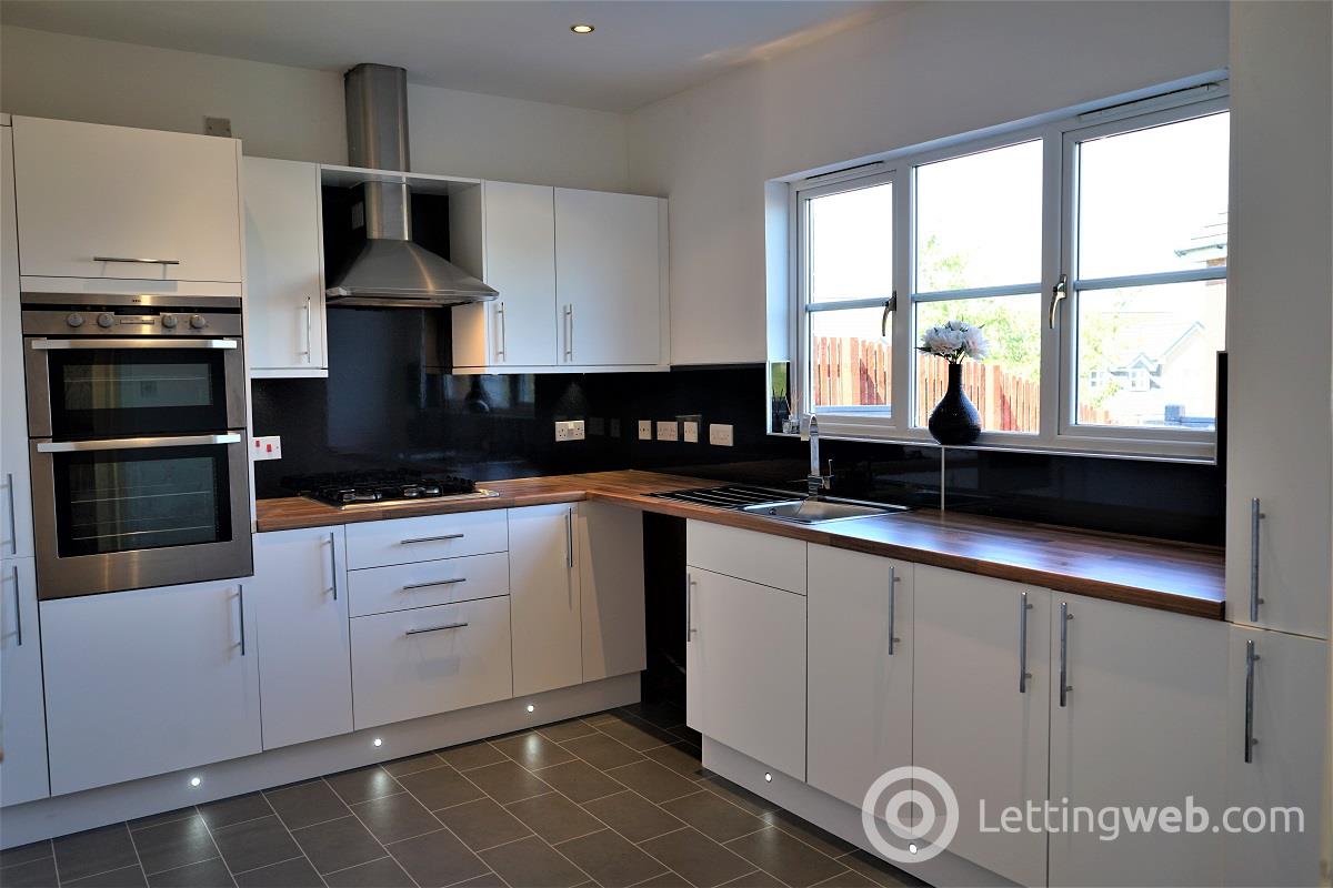 Property to rent in 66 Langhaul Road