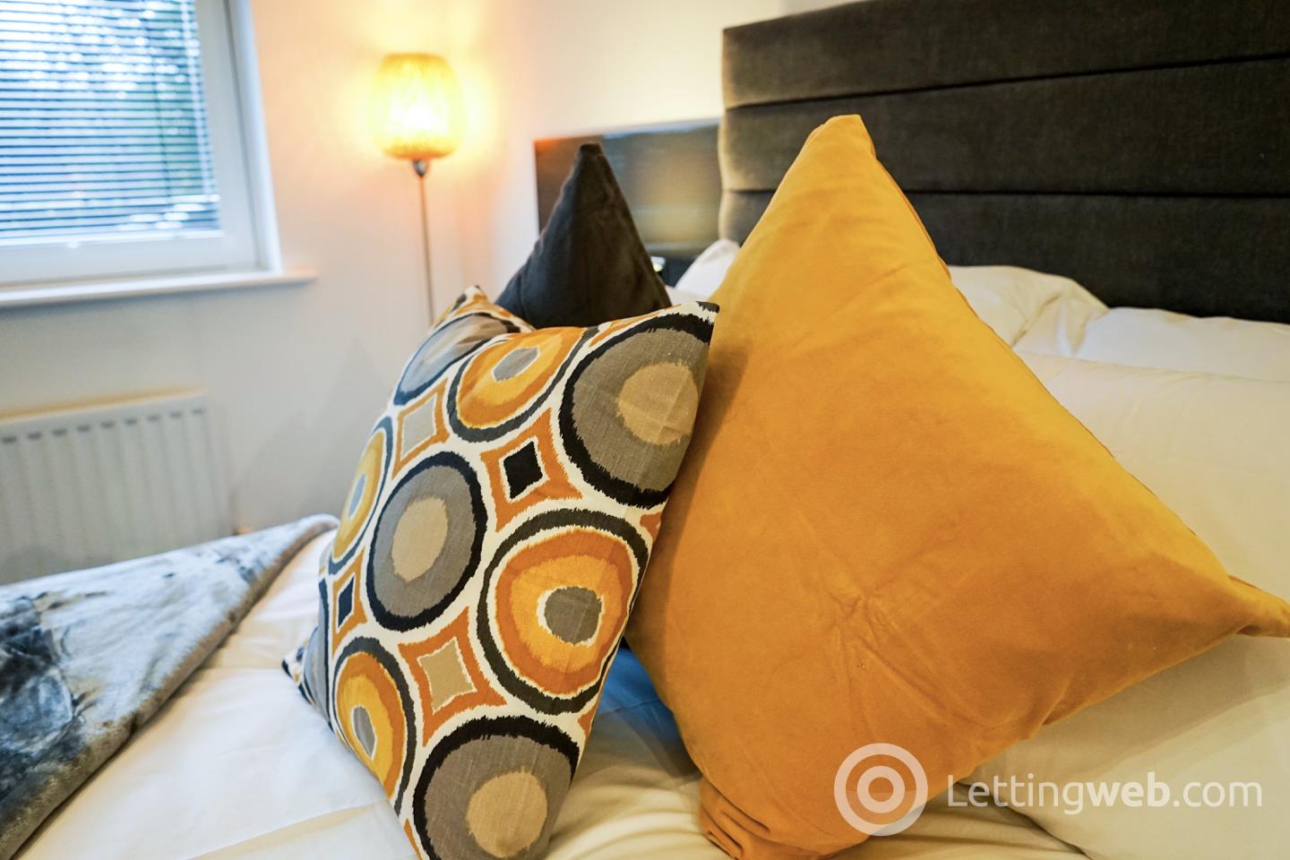 Property to rent in 36 Minerva Way