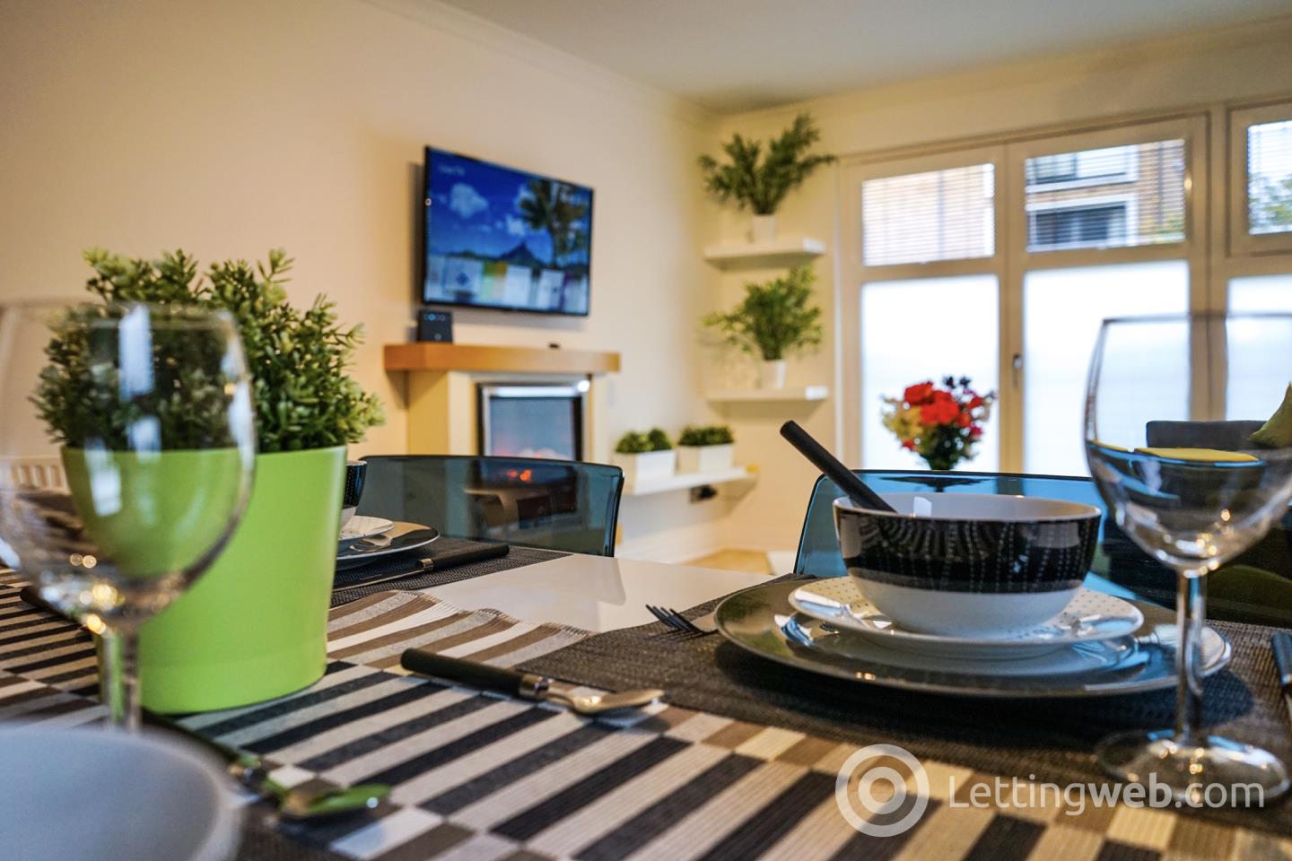 Property to rent in 36 Minerva Way