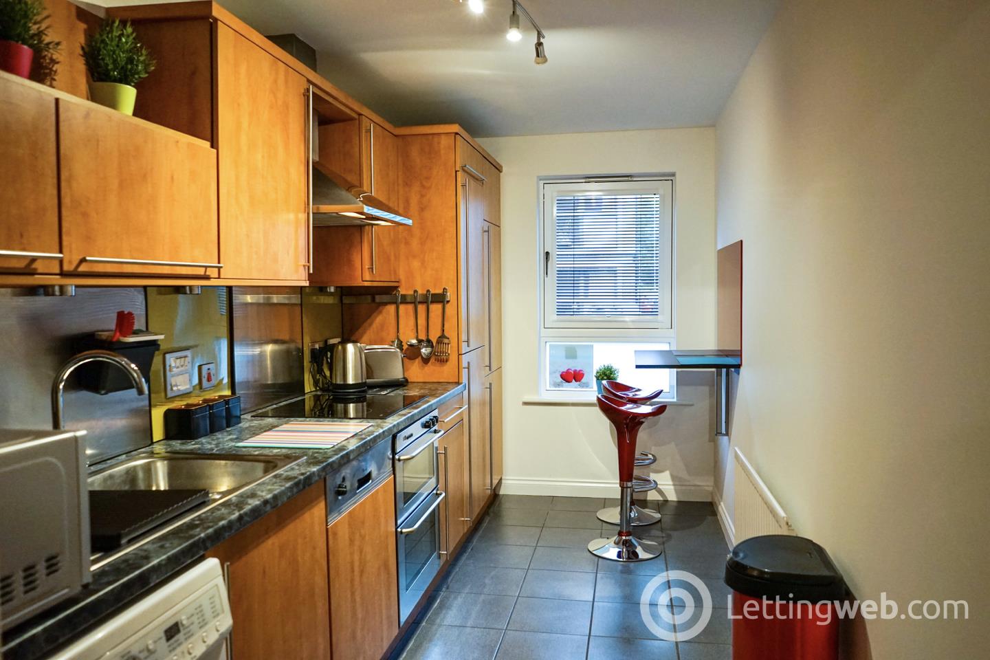 Property to rent in 36 Minerva Way