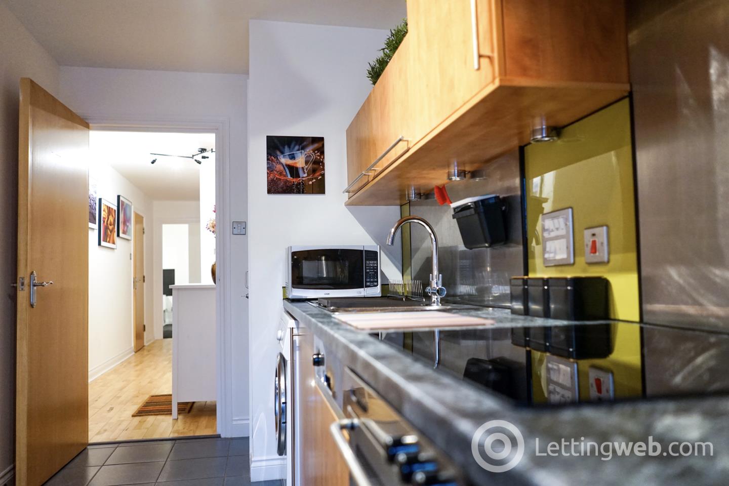 Property to rent in 36 Minerva Way