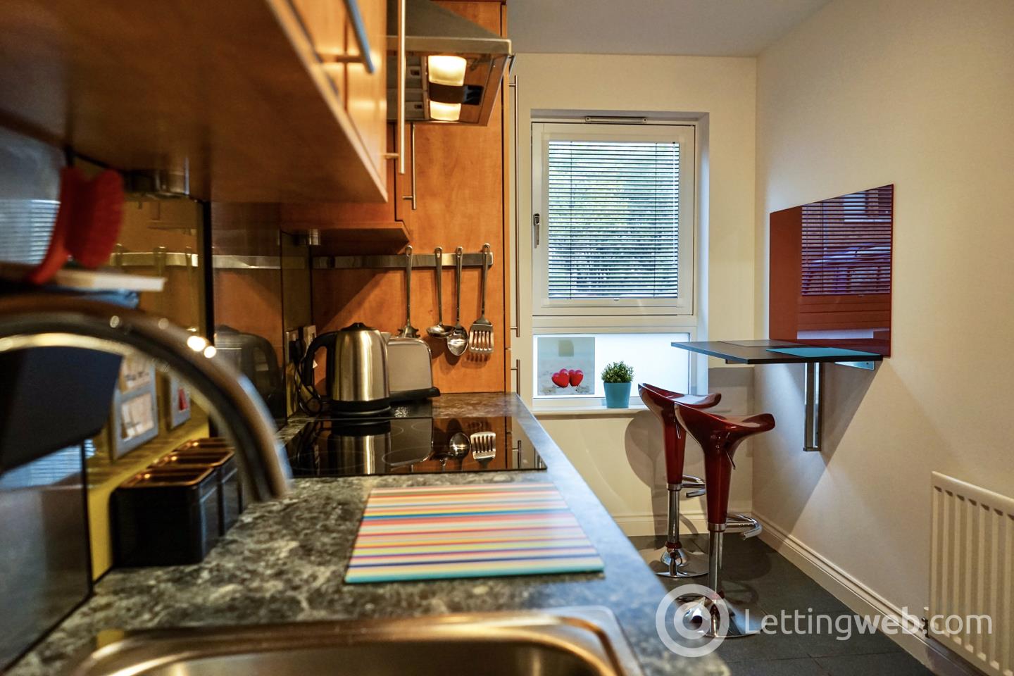 Property to rent in 36 Minerva Way