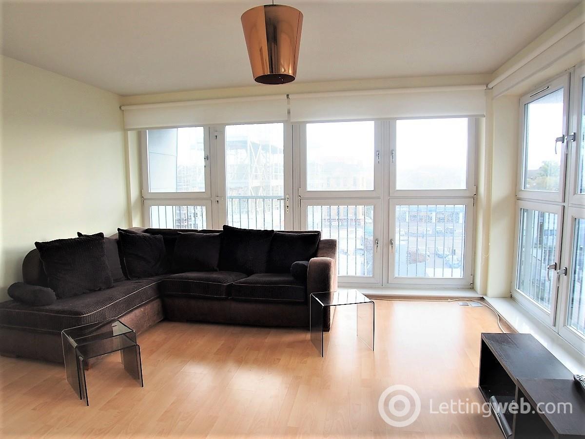 Property to rent in 82 Barrland Street South Side