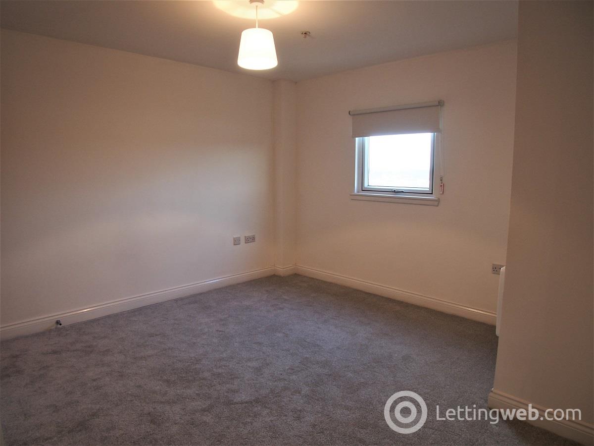 Property to rent in 15 Victoria Road Glasgow G42 7AB