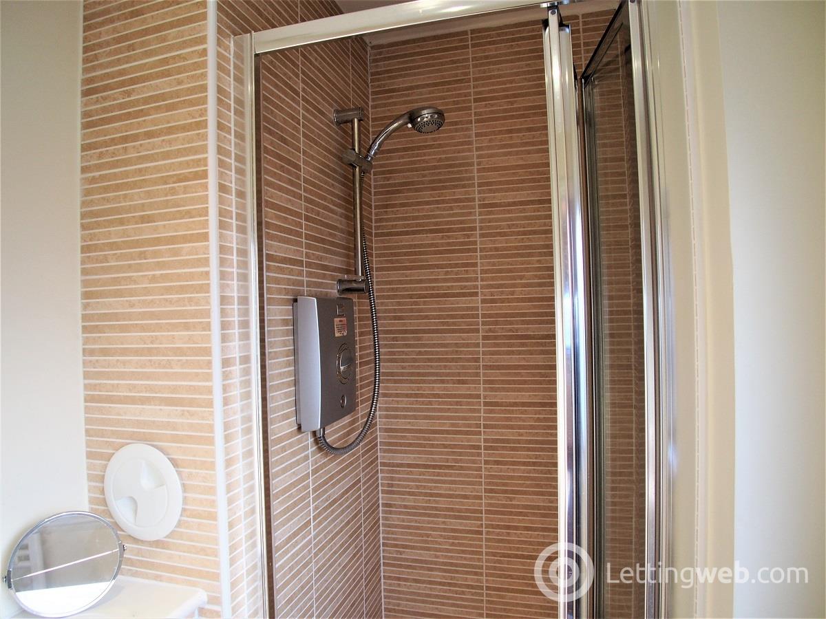 Property to rent in 15 Victoria Road Glasgow G42 7AB