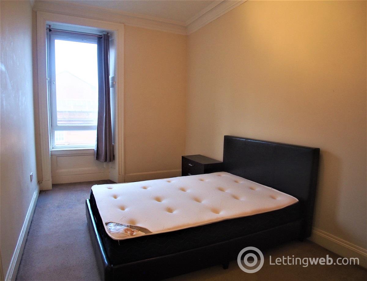 Property to rent in 106 Calder Street South Side