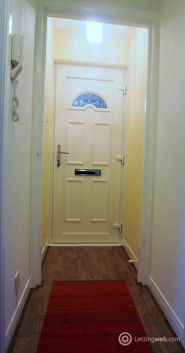 Property to rent in 296E London Road Glasgow Green