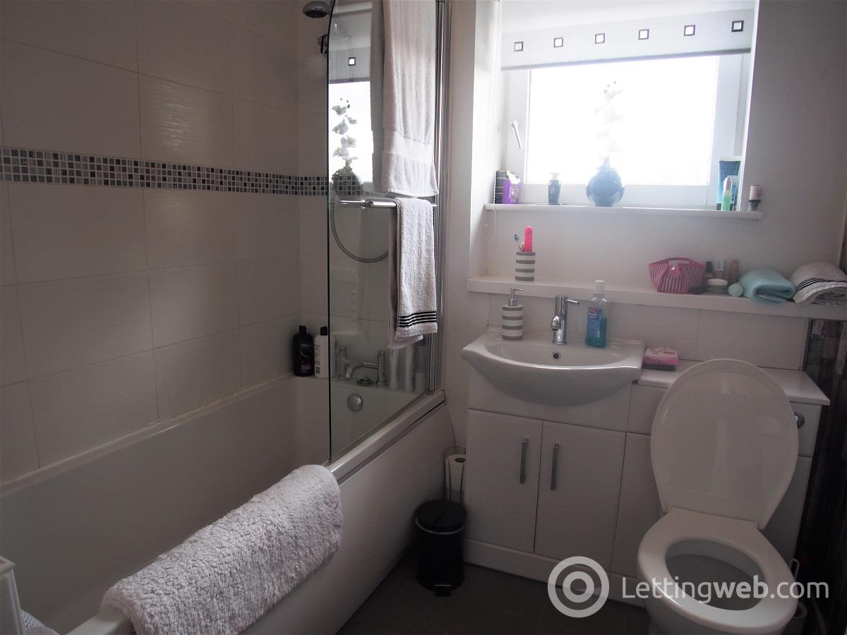 Property to rent in 60 Blackbyres Court Barrhead Glasgow G78 1UT
