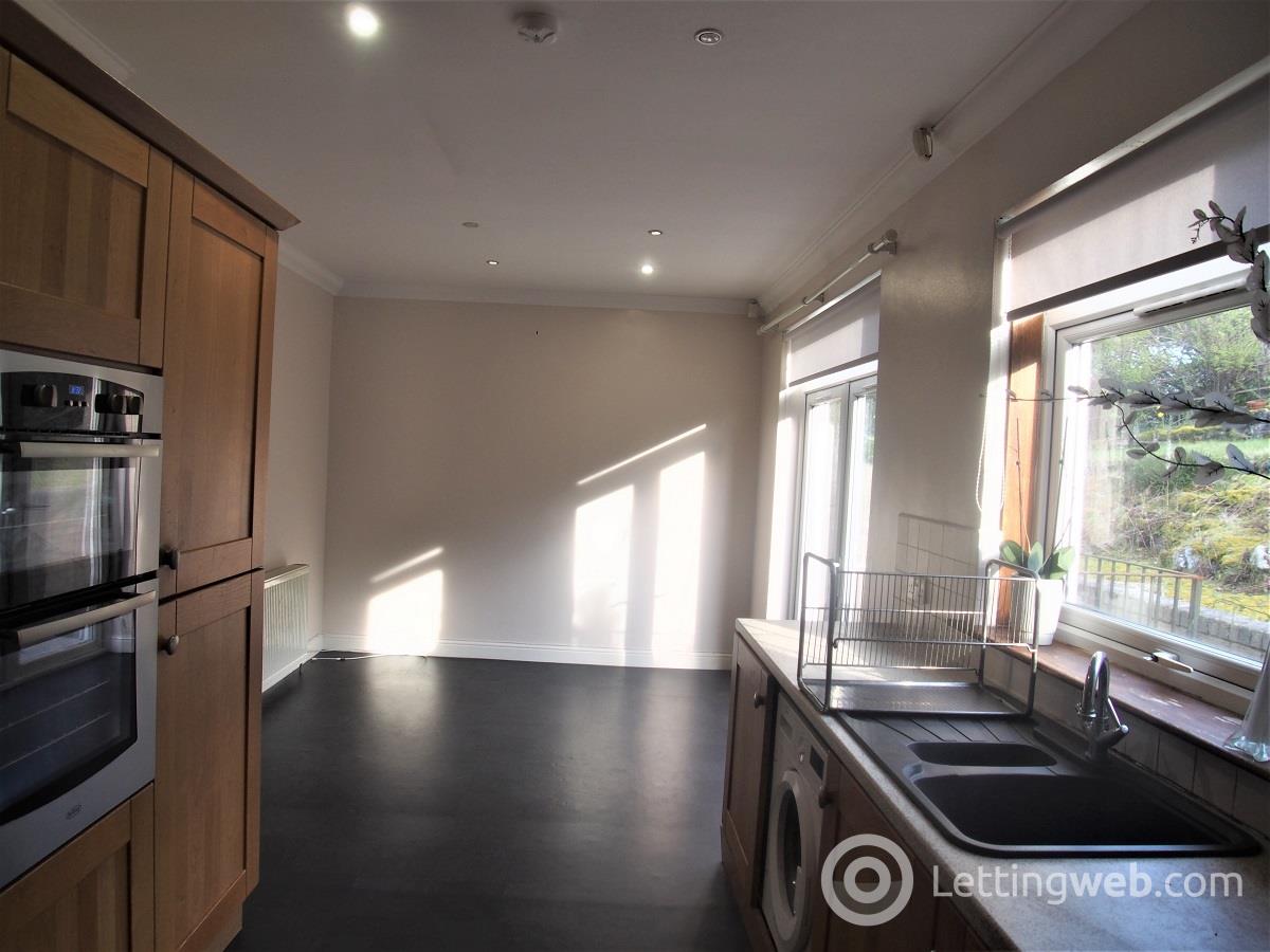 Property to rent in 28 Gilmourton Crescent