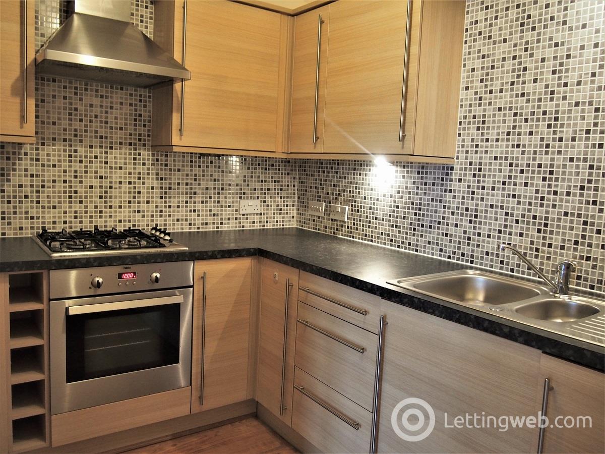 Property to rent in 110 Saucel Crescent Elipta Building Paisley
