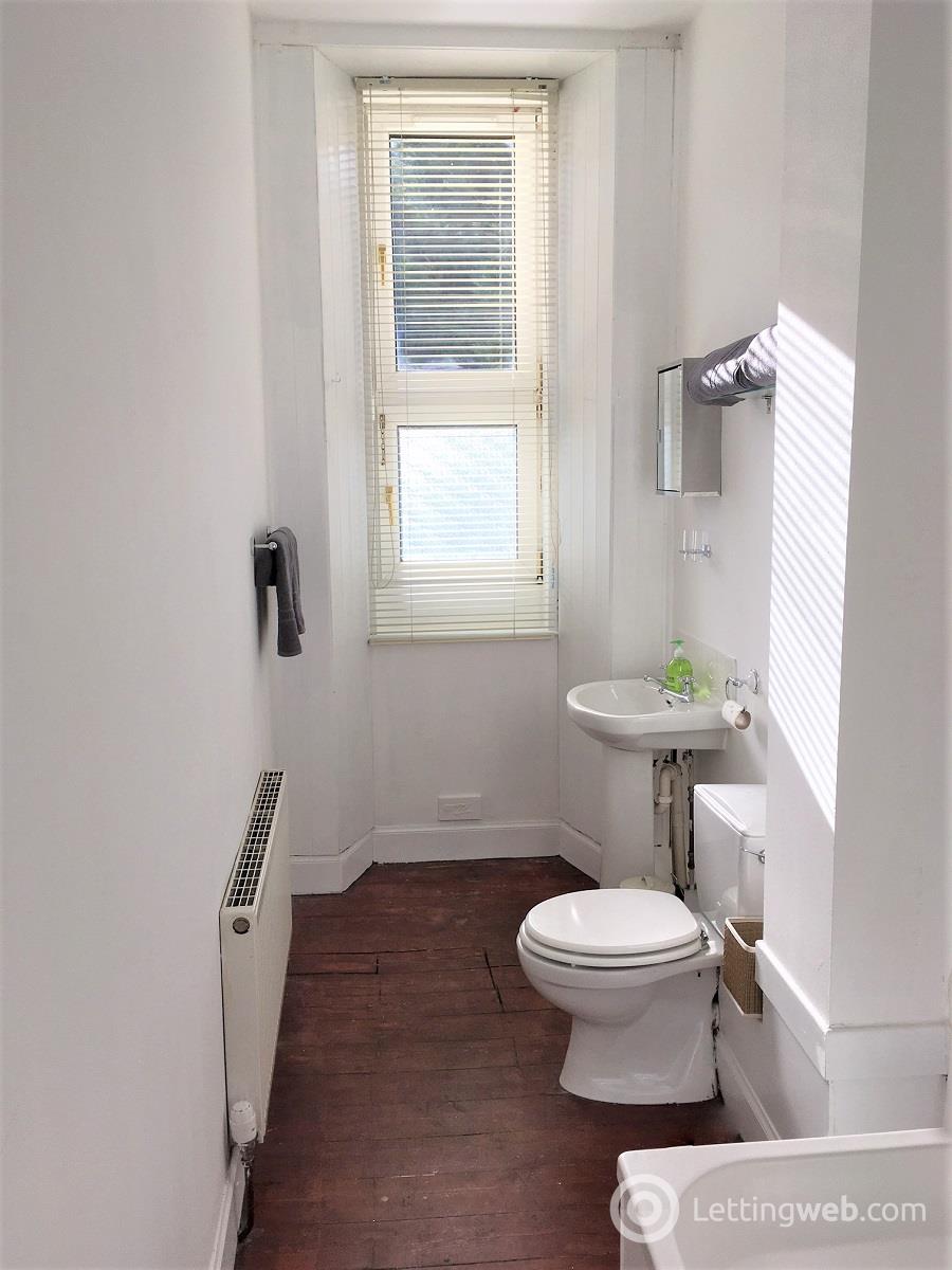 Property to rent in Westclyffe Street