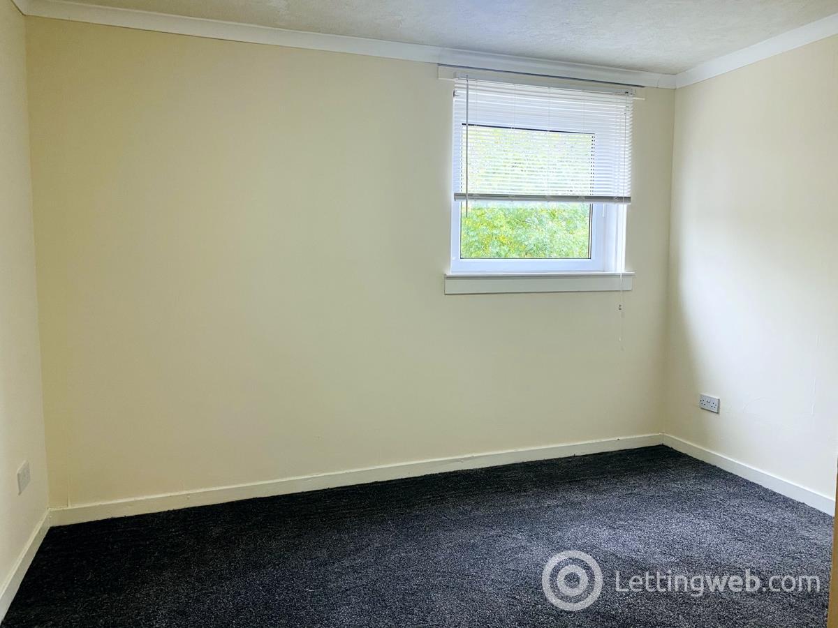 Property to rent in 275 Hillaprk Drive