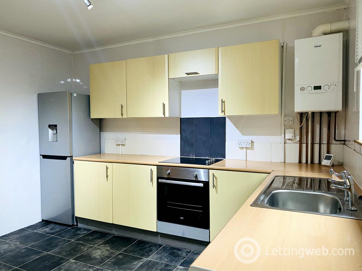Property to rent in 275 Hillaprk Drive