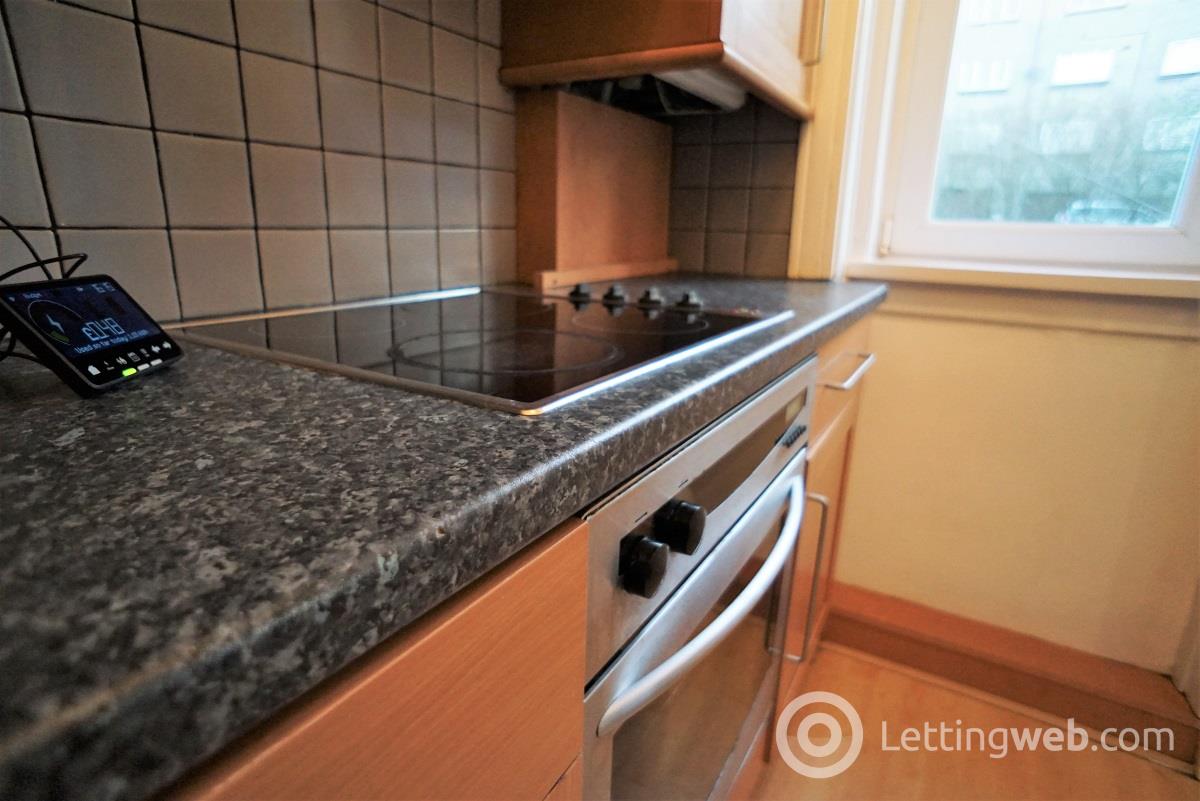 Property to rent in 11 Dorchester Avenue West End