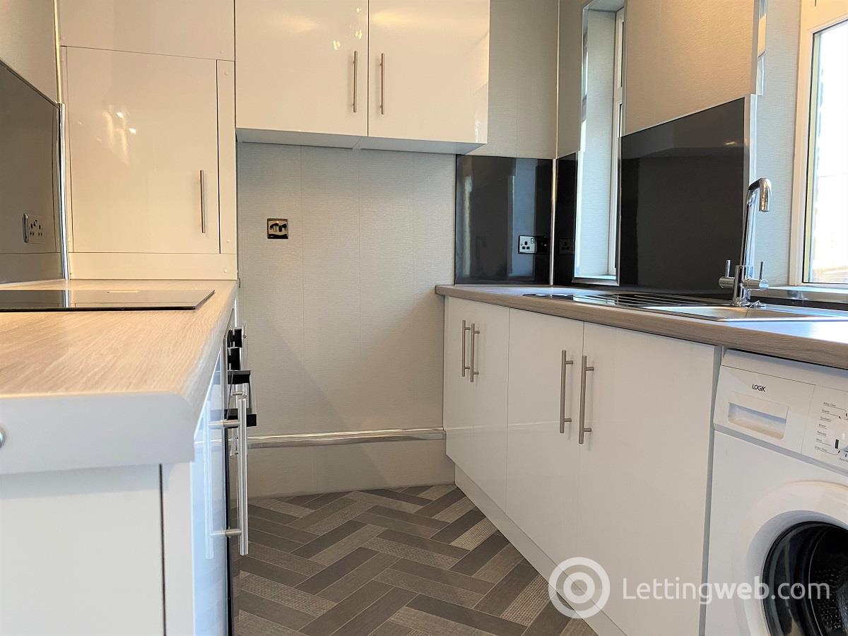 Property to rent in 36 Kidd Street Kirkcaldy Fife