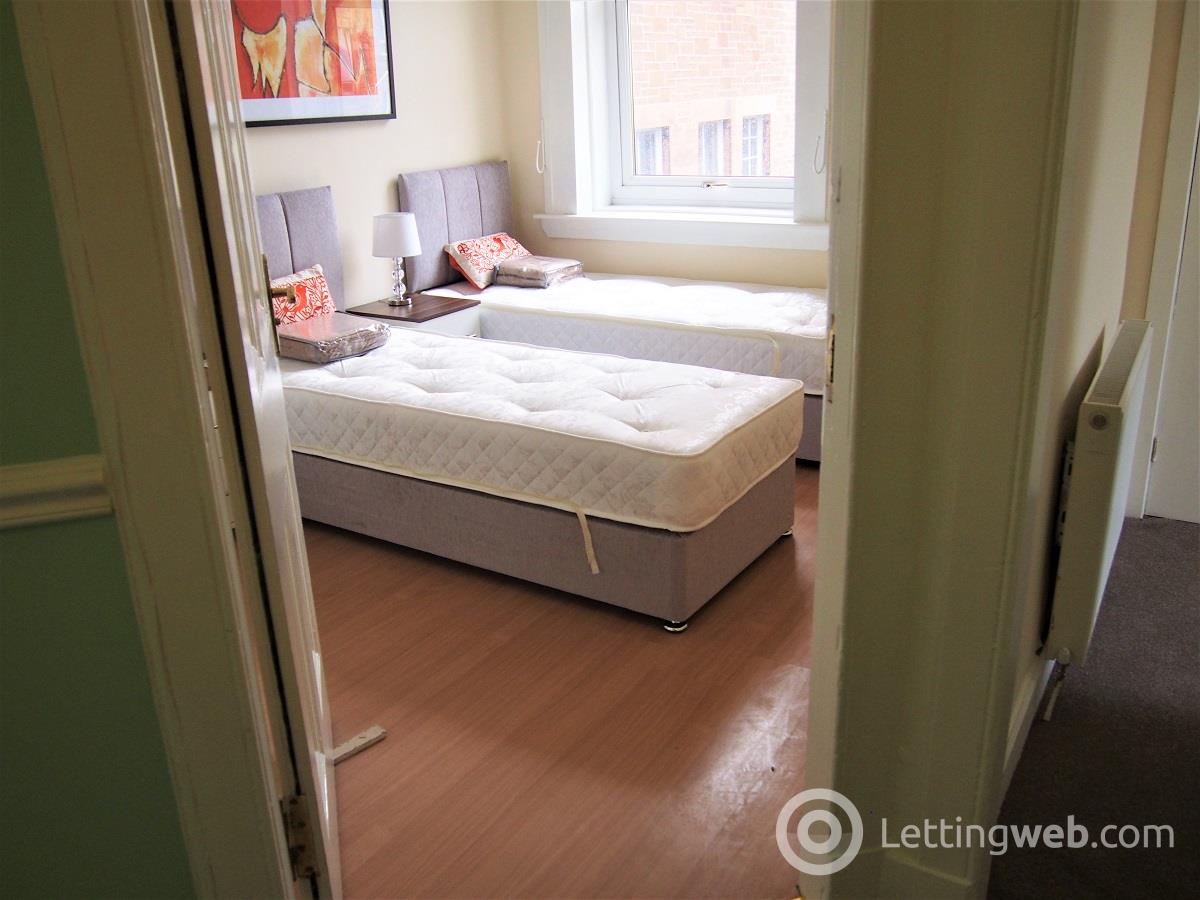 Property to rent in 70 High Street Rutherglen Glasgow