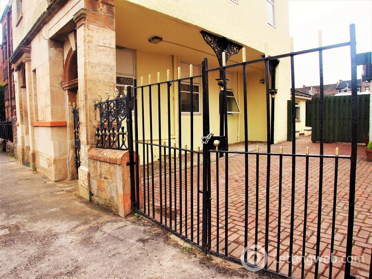 Property to rent in 70 High Street Rutherglen Glasgow