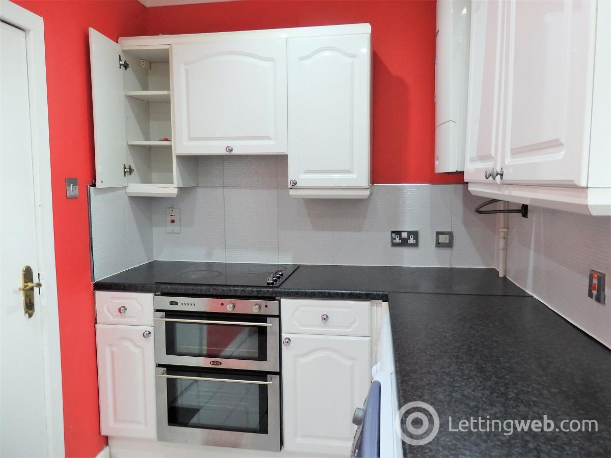 Property to rent in 70 High Street Rutherglen Glasgow