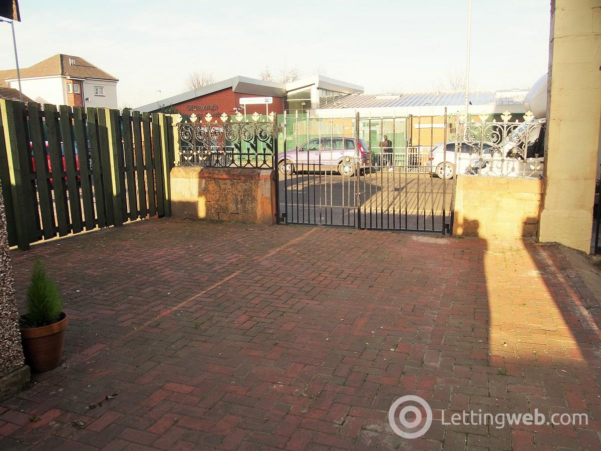 Property to rent in 70 High Street Rutherglen Glasgow