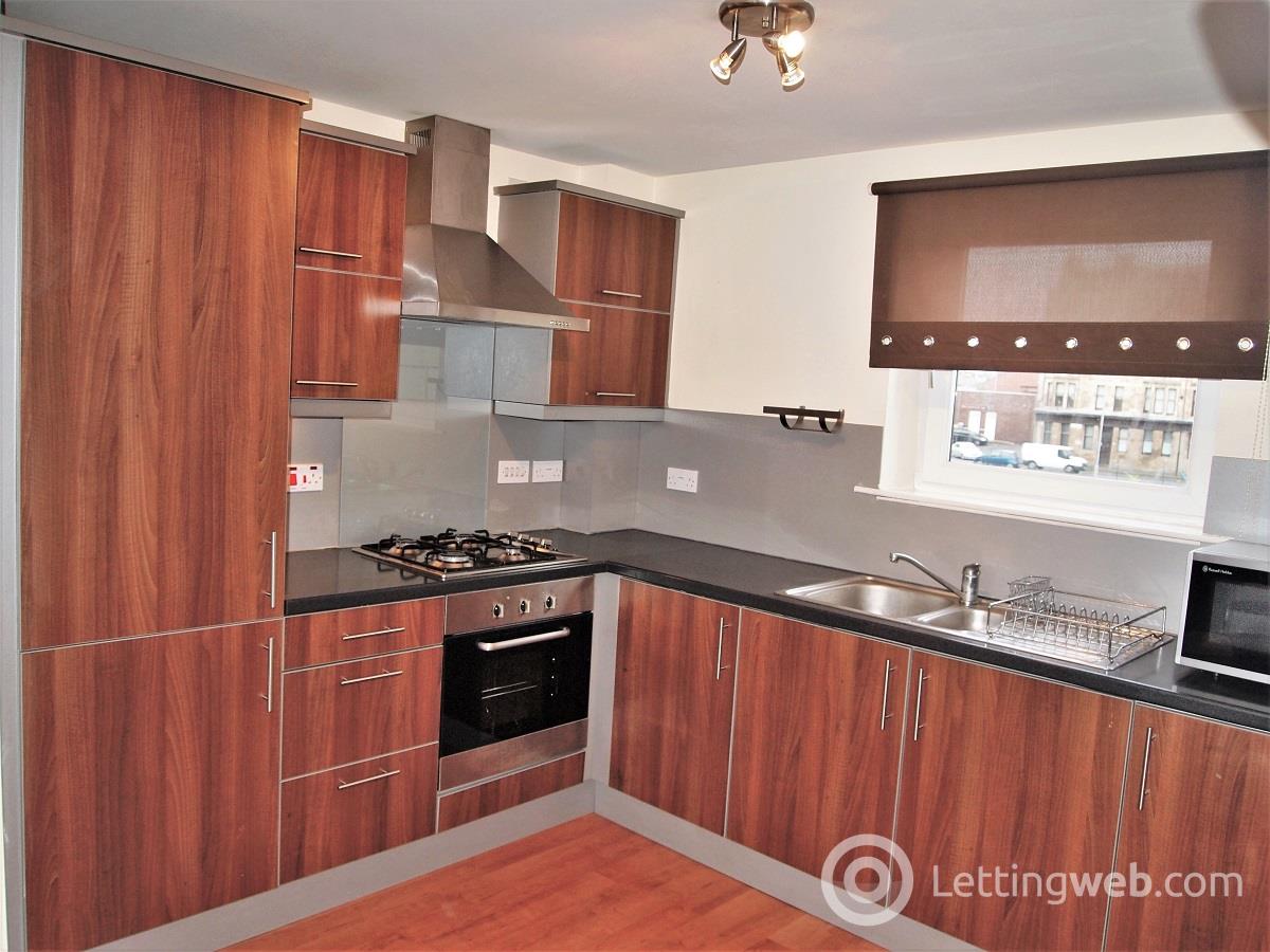 Property to rent in 82 Barrland Street South Side