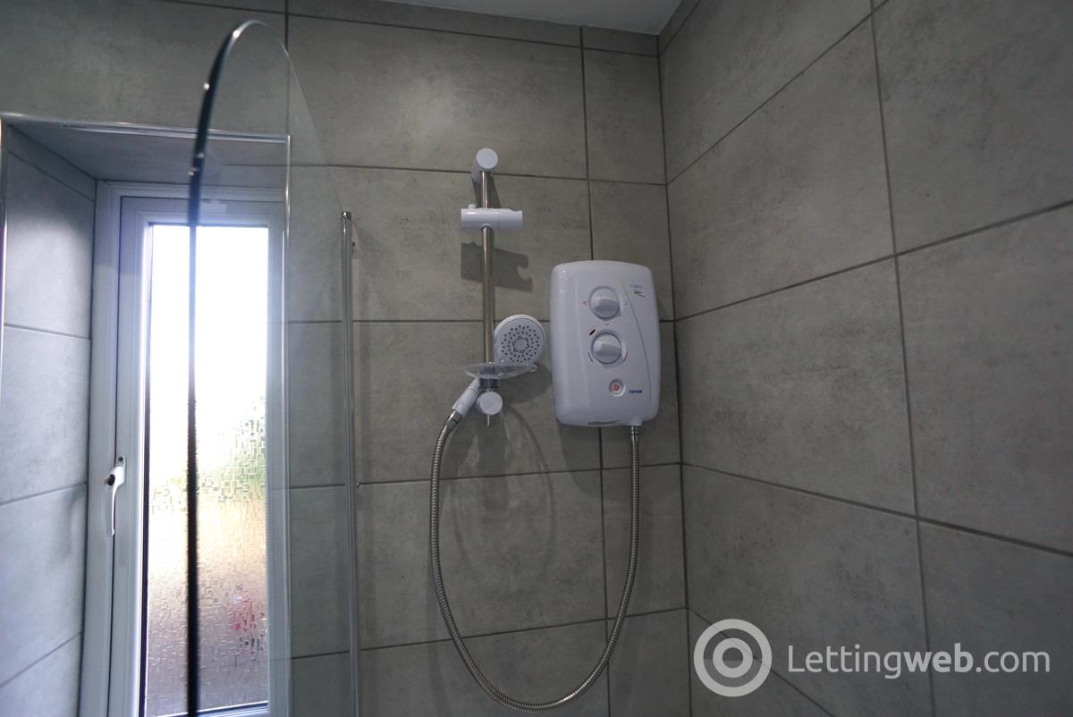 Property to rent in 91 Rylees Crescent