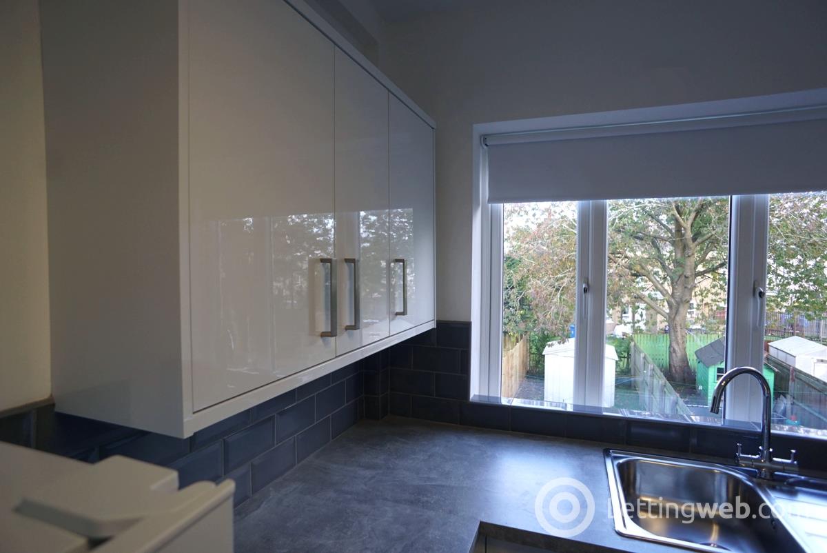 Property to rent in 91 Rylees Crescent