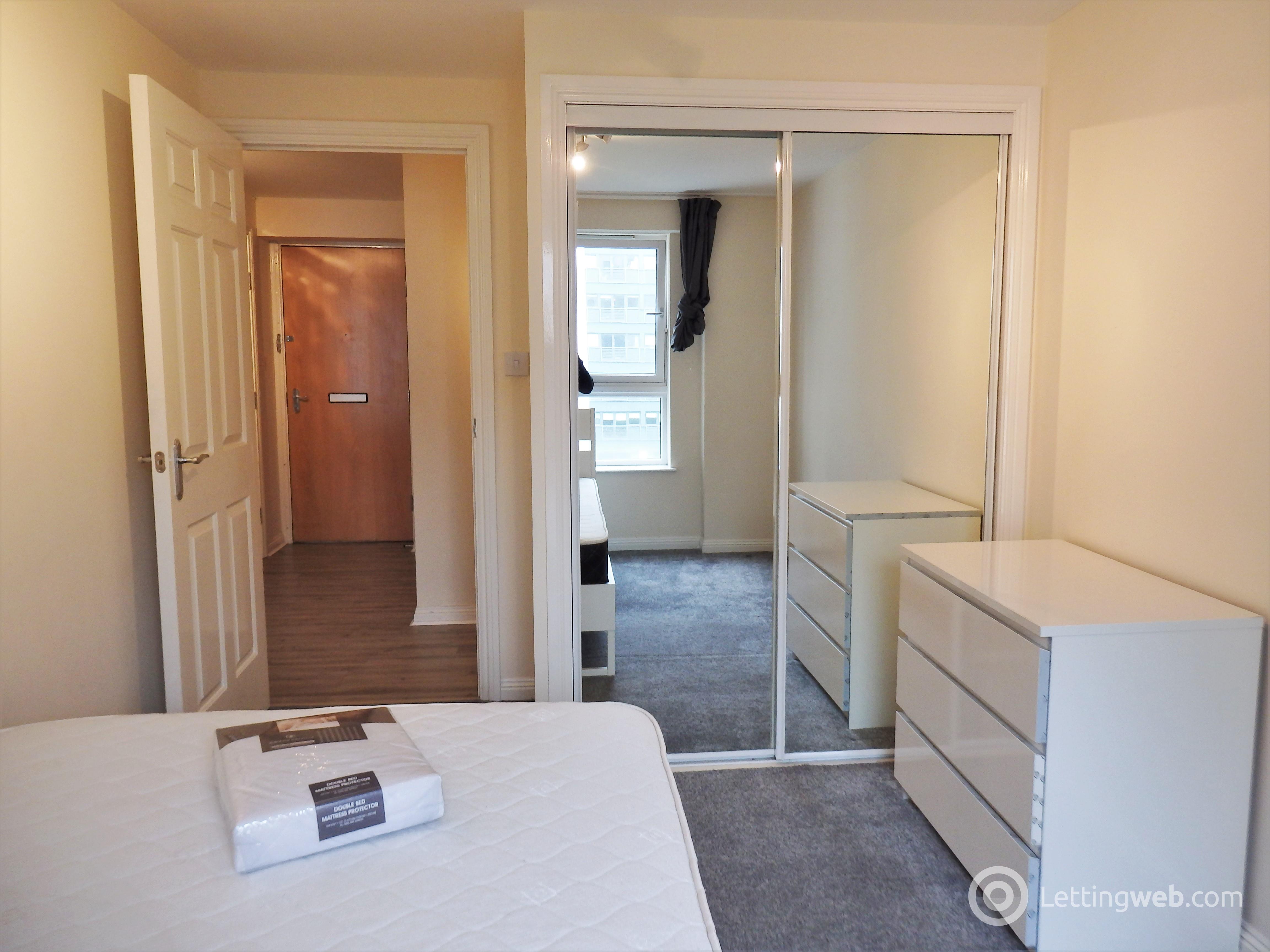 Property to rent in 220 Wallace 3-16