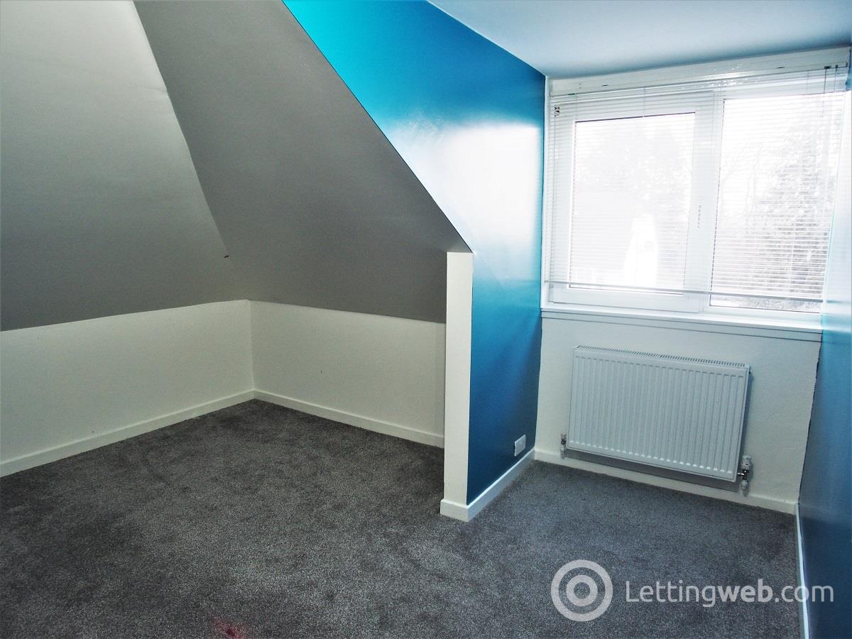 Property to rent in 28 Gilmourton Crescent