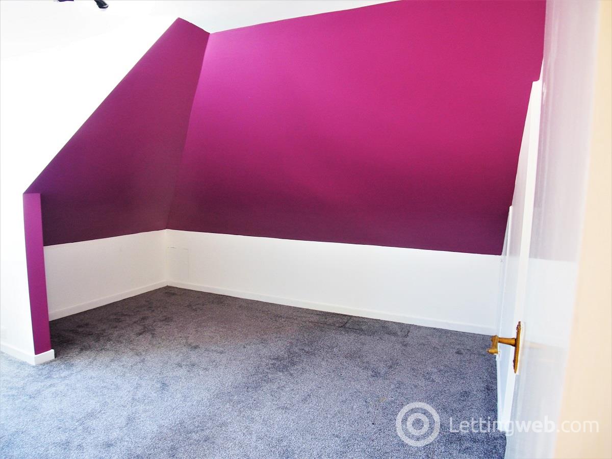 Property to rent in 28 Gilmourton Crescent