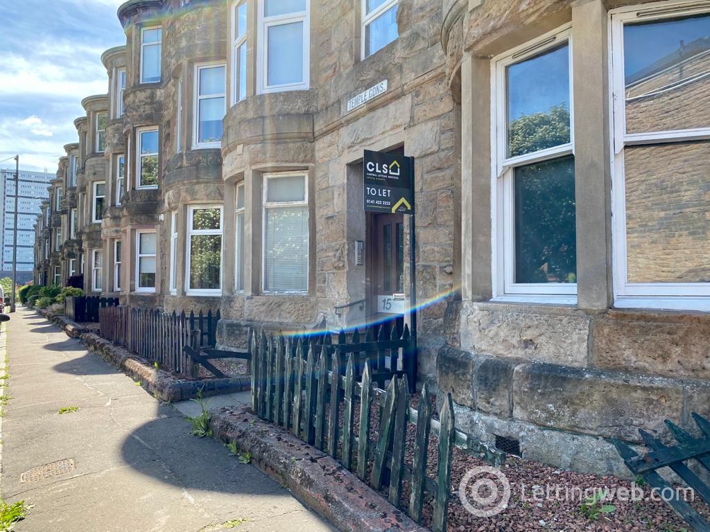 Property to rent in 15 Temple Gardens Anniesland