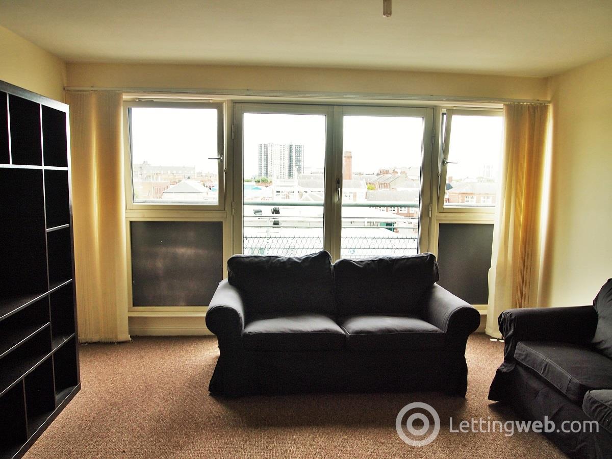 Property to rent in Wallace Street