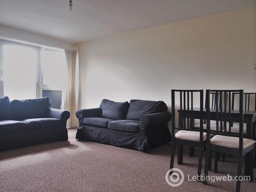 Property to rent in Wallace Street