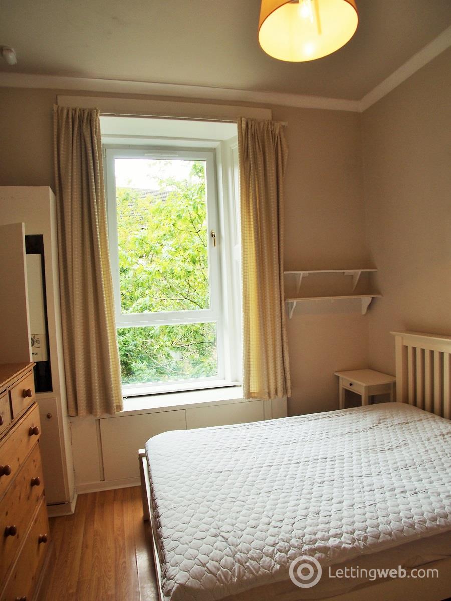 Property to rent in 90 Torrisdale Street