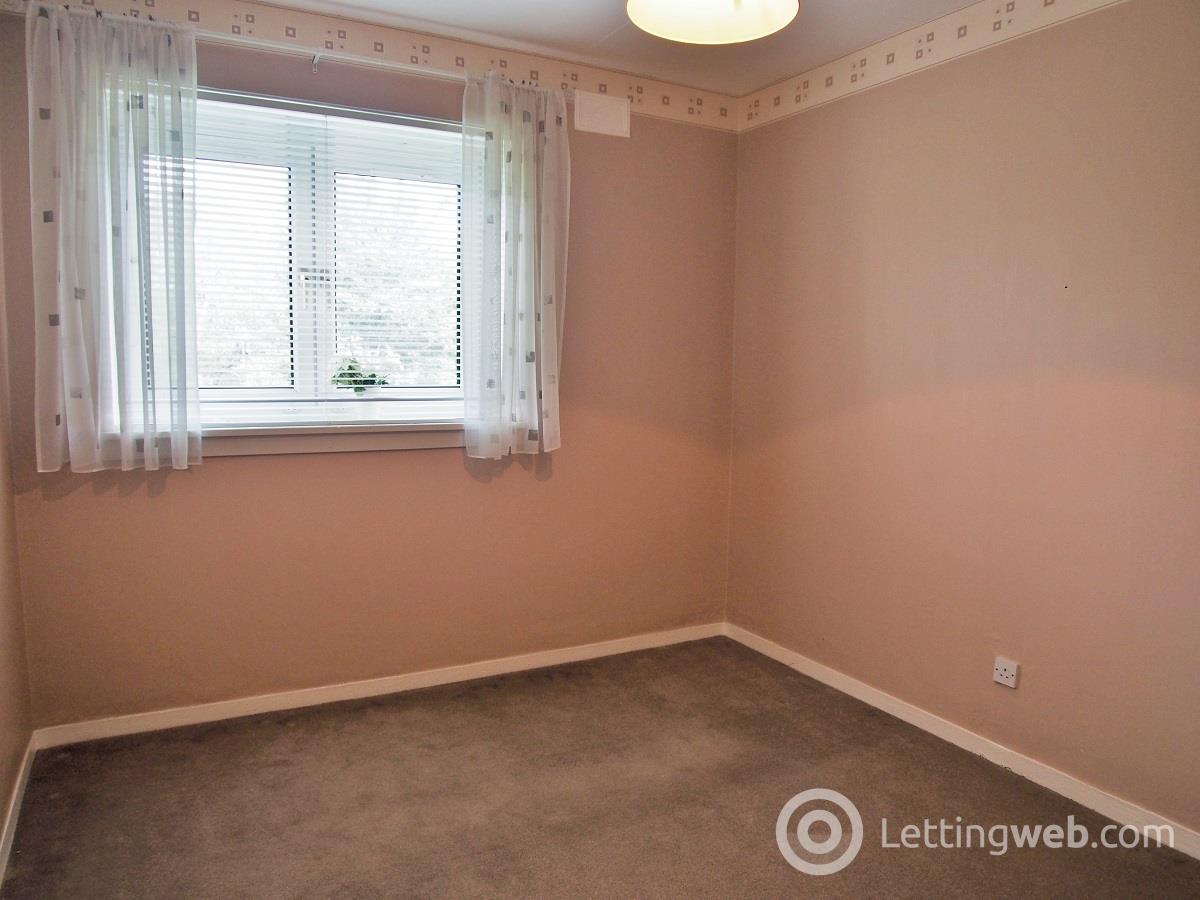 Property to rent in 10 Brockburn Terrace