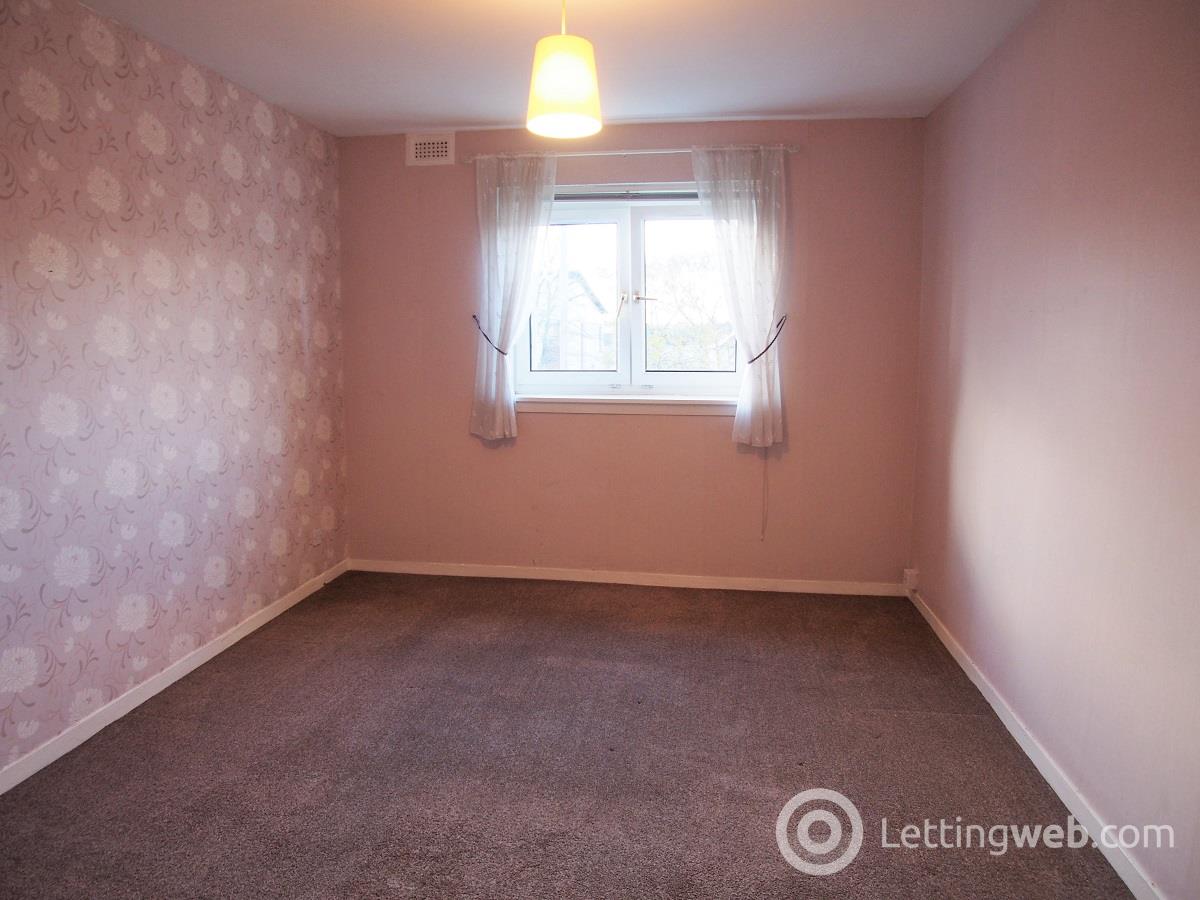 Property to rent in 10 Brockburn Terrace
