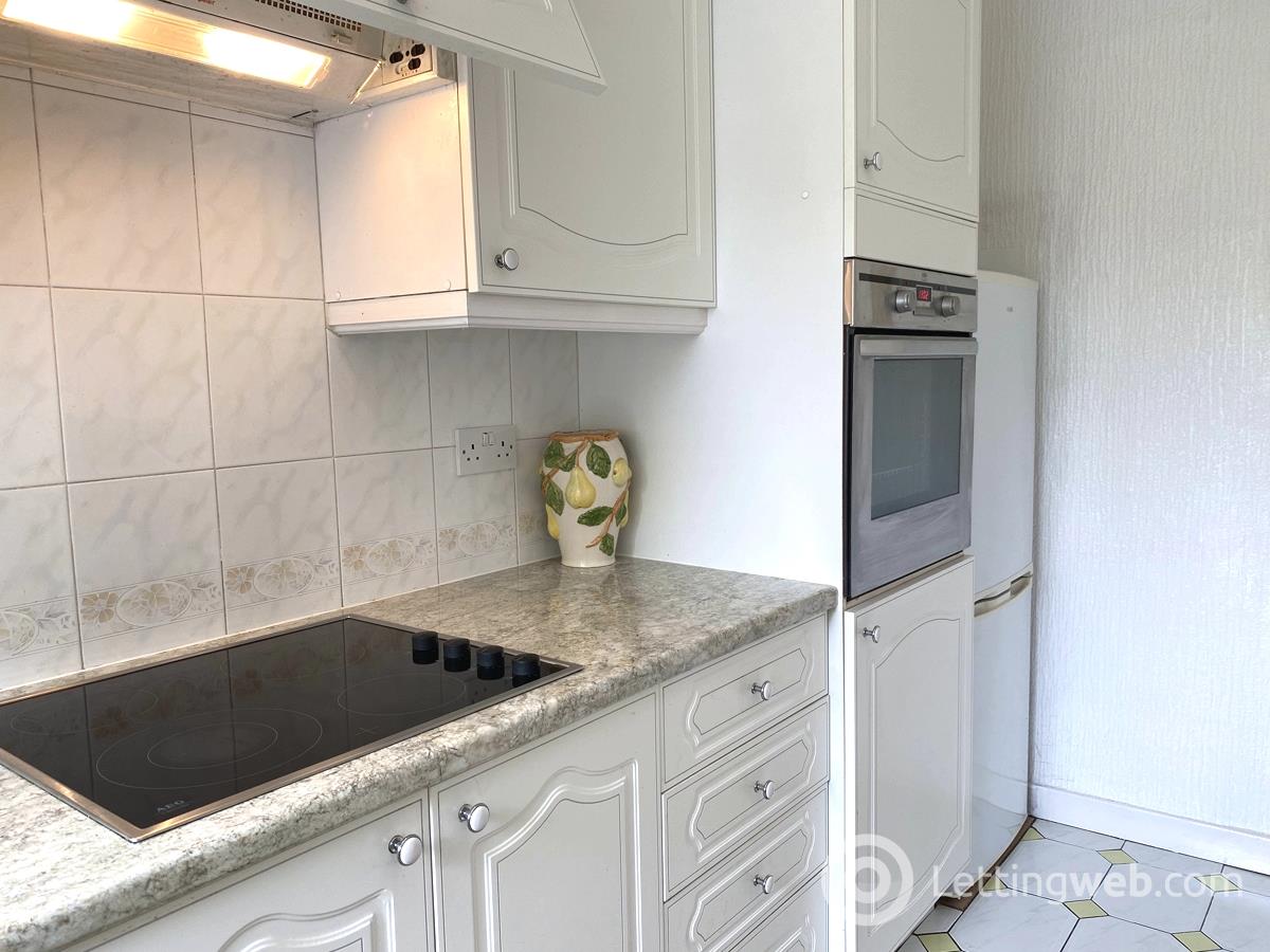 Property to rent in 298 Haymarket Street