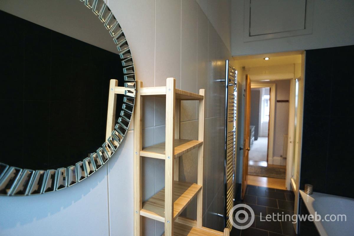 Property to rent in 119 High Street