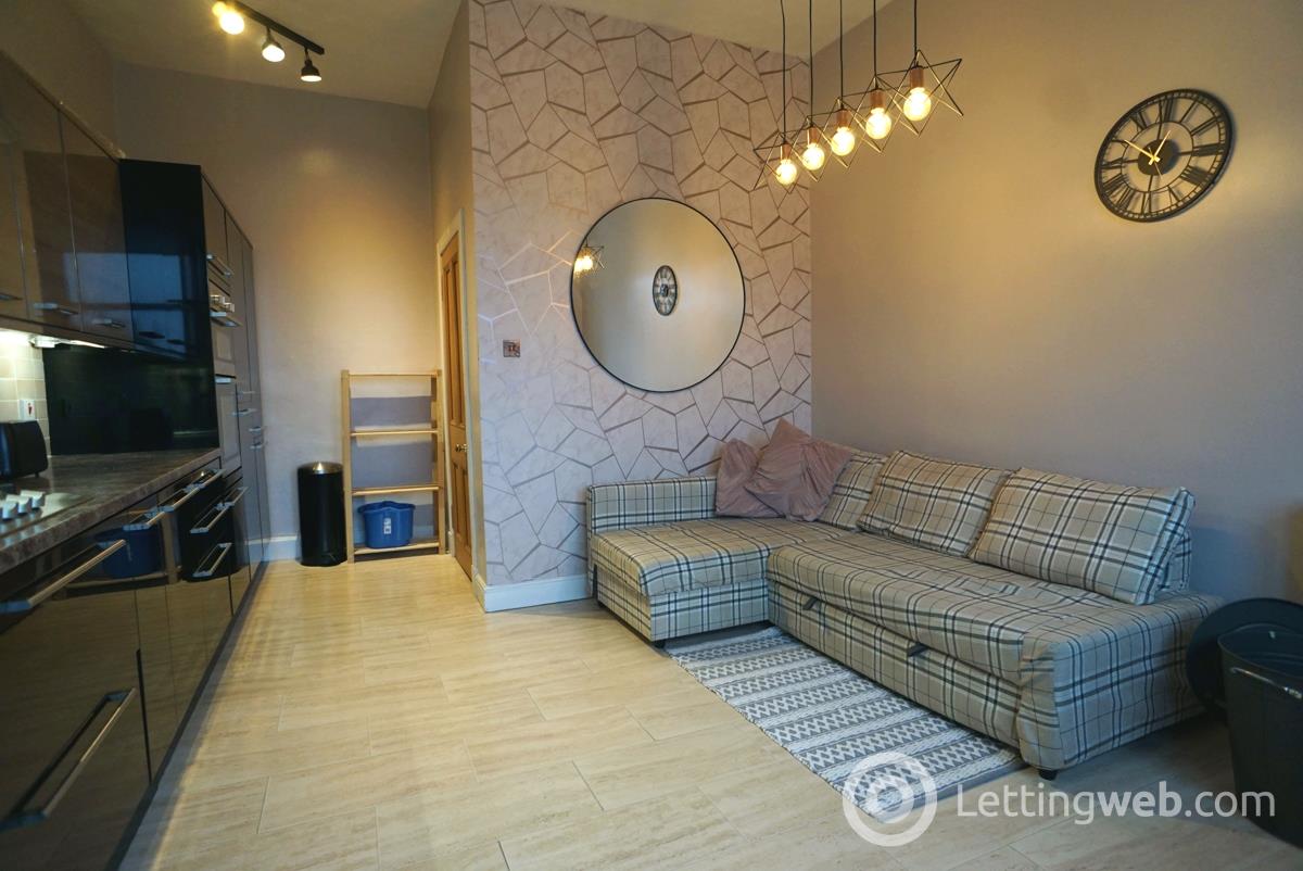 Property to rent in 119 High Street