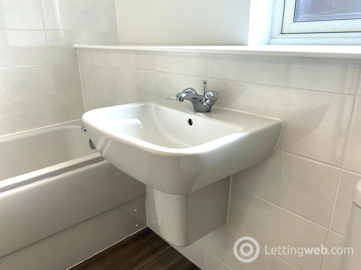 Property to rent in 21 Bedford Street Glasgow