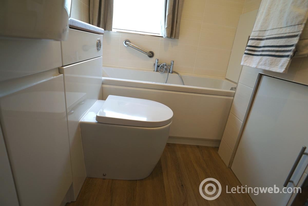 Property to rent in 346 Lincoln Avenue