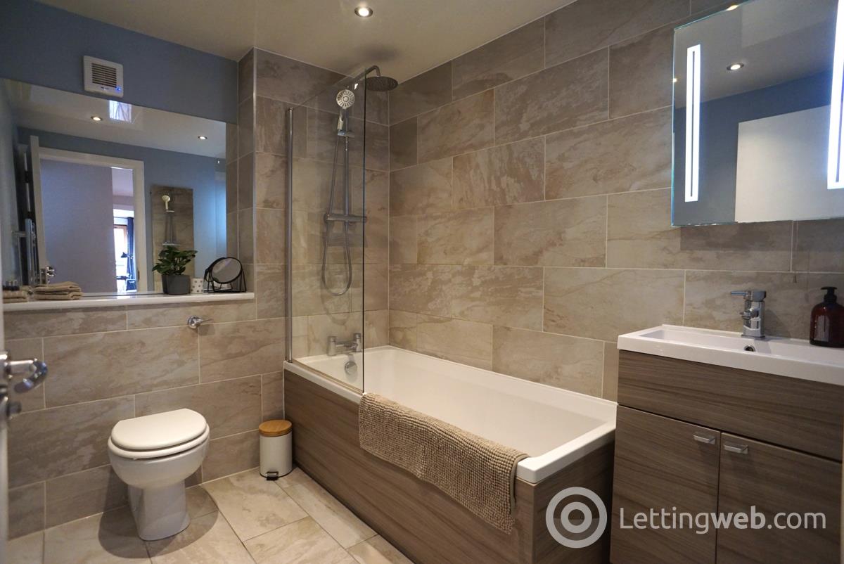 Property to rent in 5 Napiershall Street