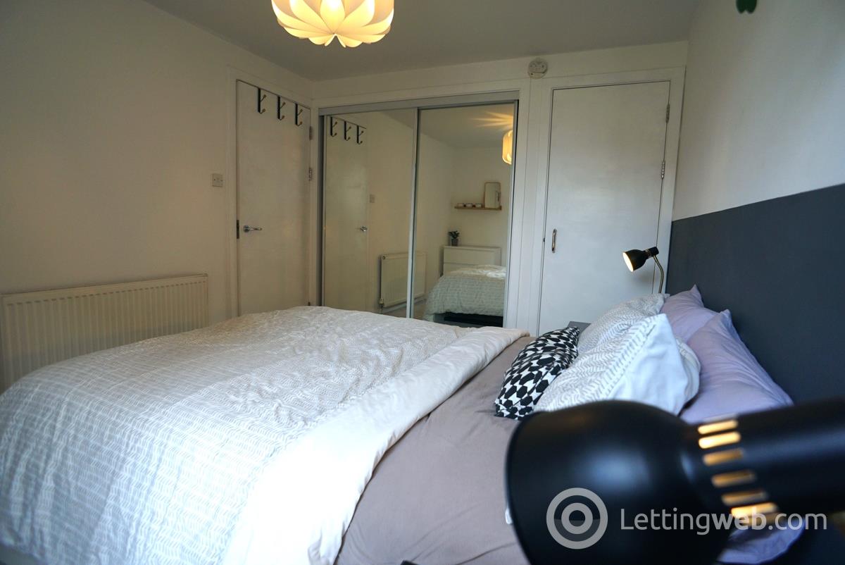 Property to rent in 5 Napiershall Street