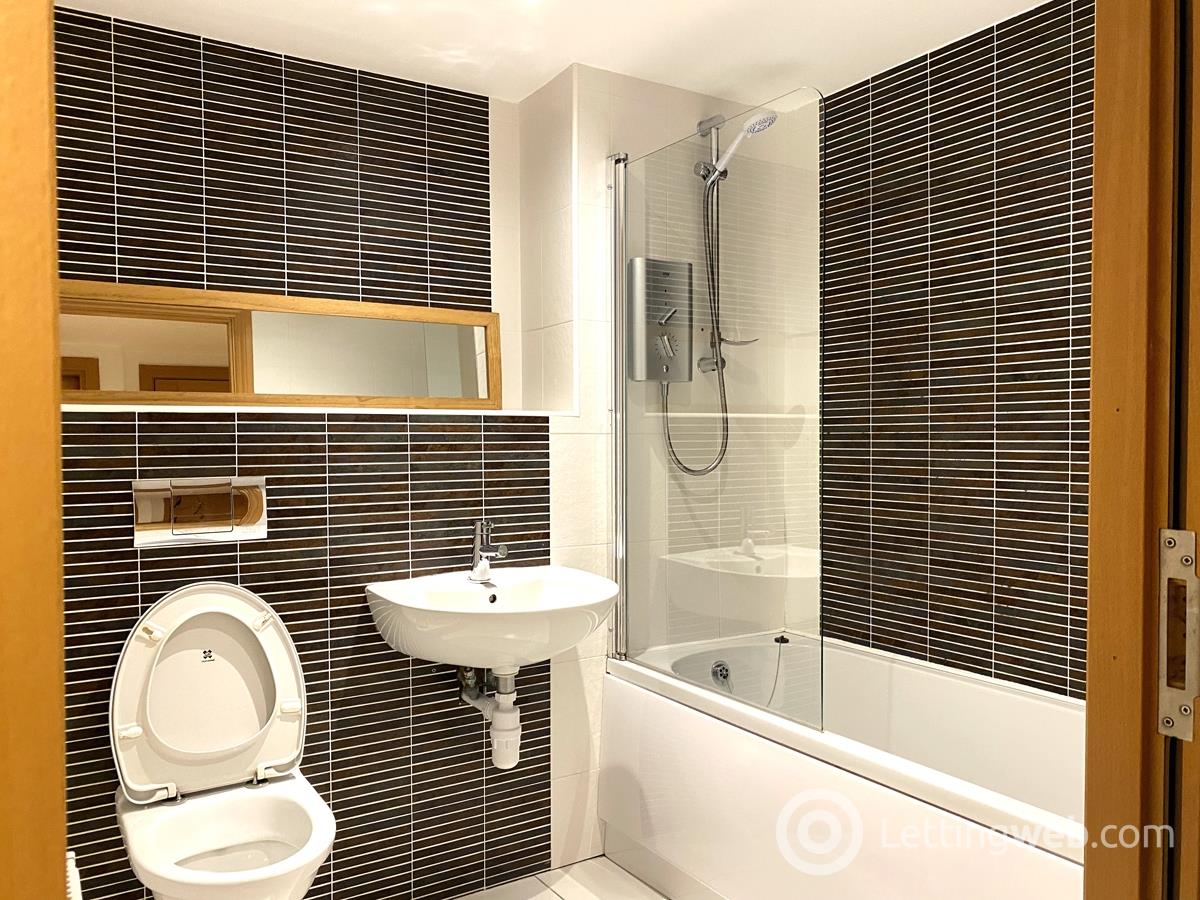 Property to rent in 90 London Road City Centre