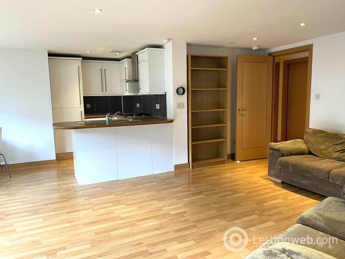 Property to rent in 90 London Road City Centre