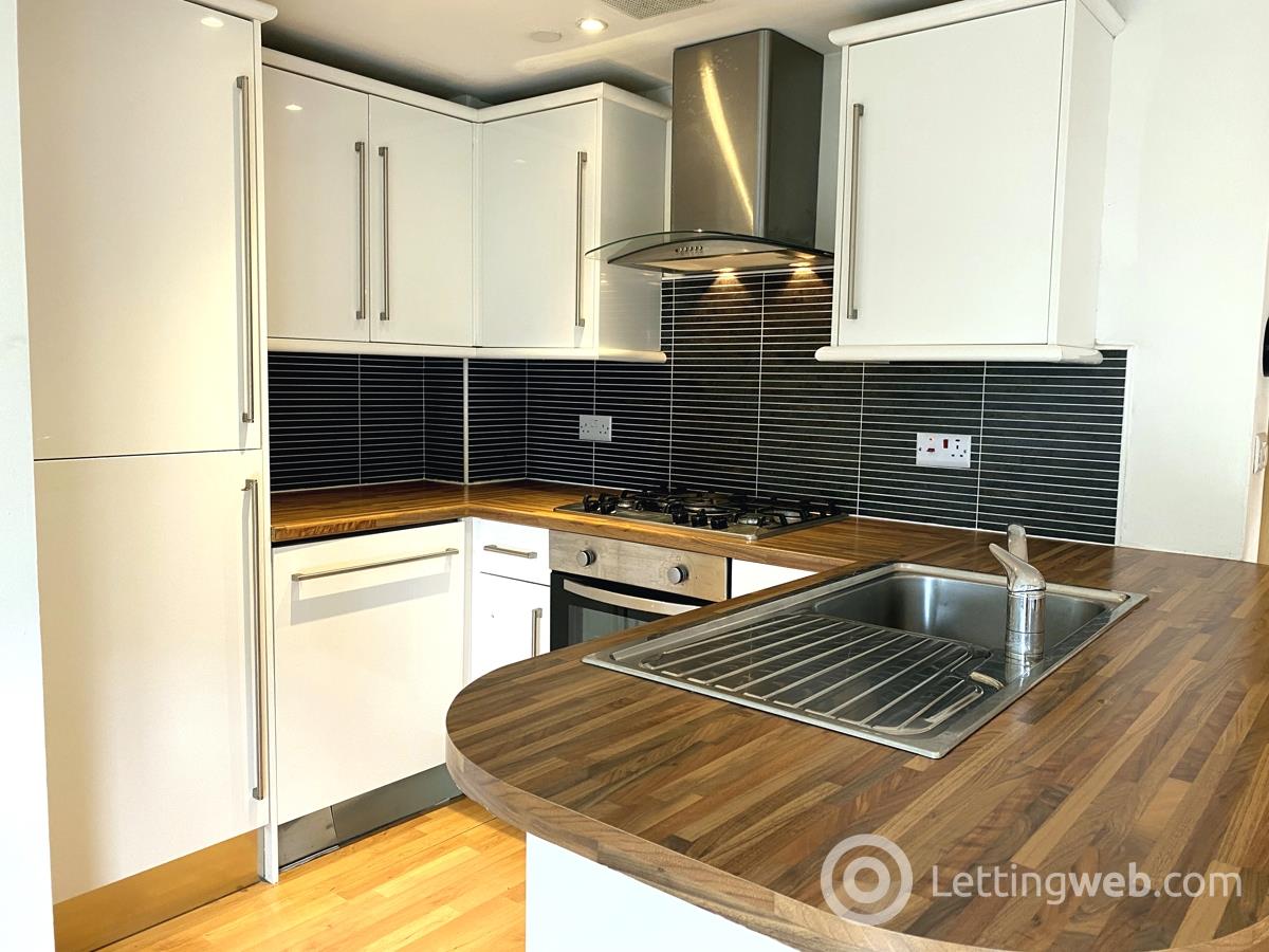 Property to rent in 90 London Road City Centre