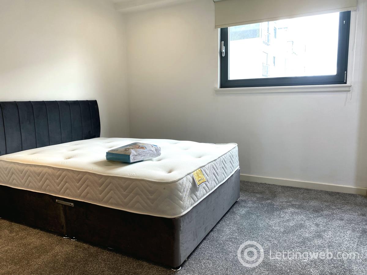 Property to rent in Glasgow Harbour Terraces