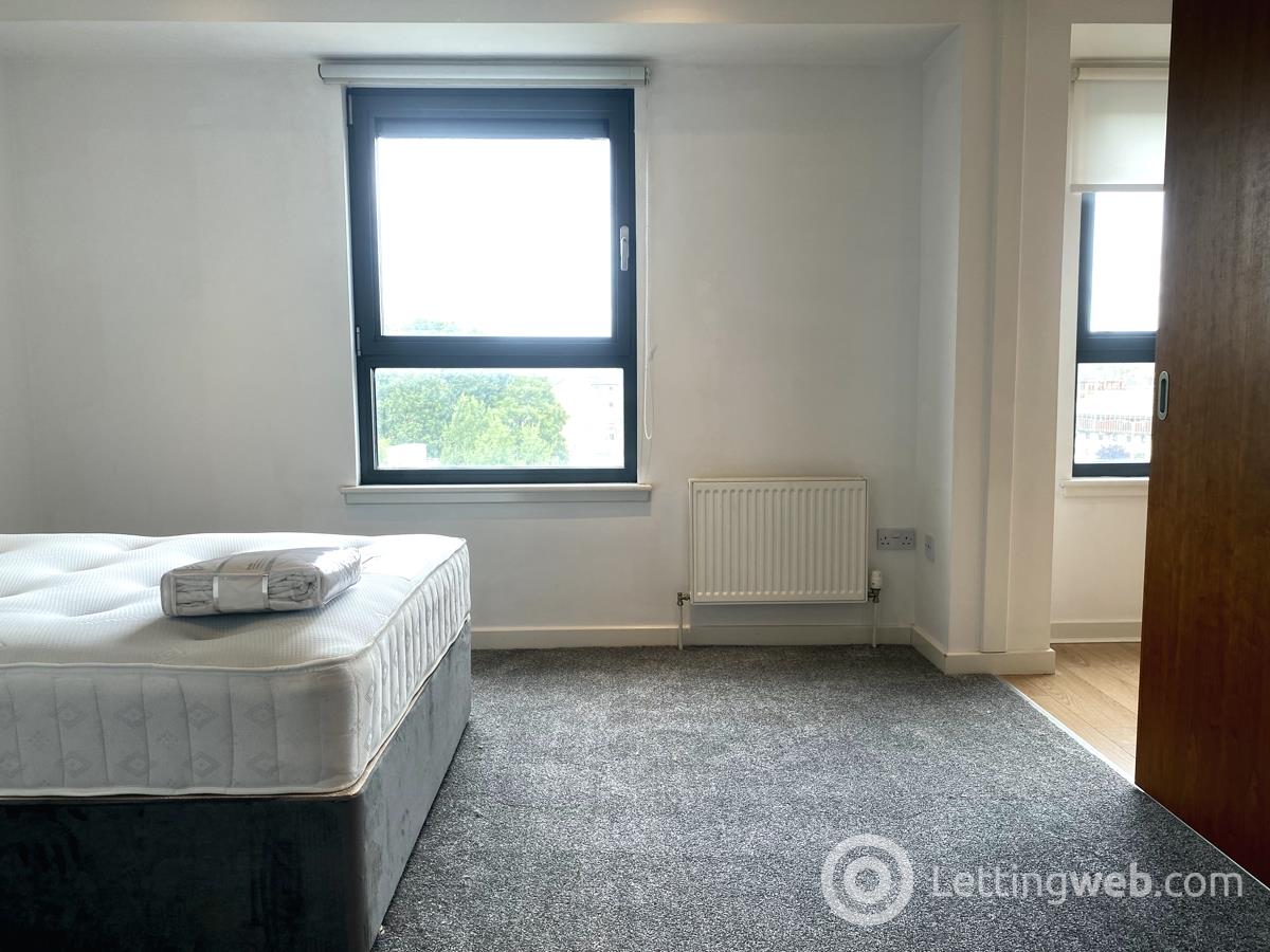 Property to rent in Glasgow Harbour Terraces