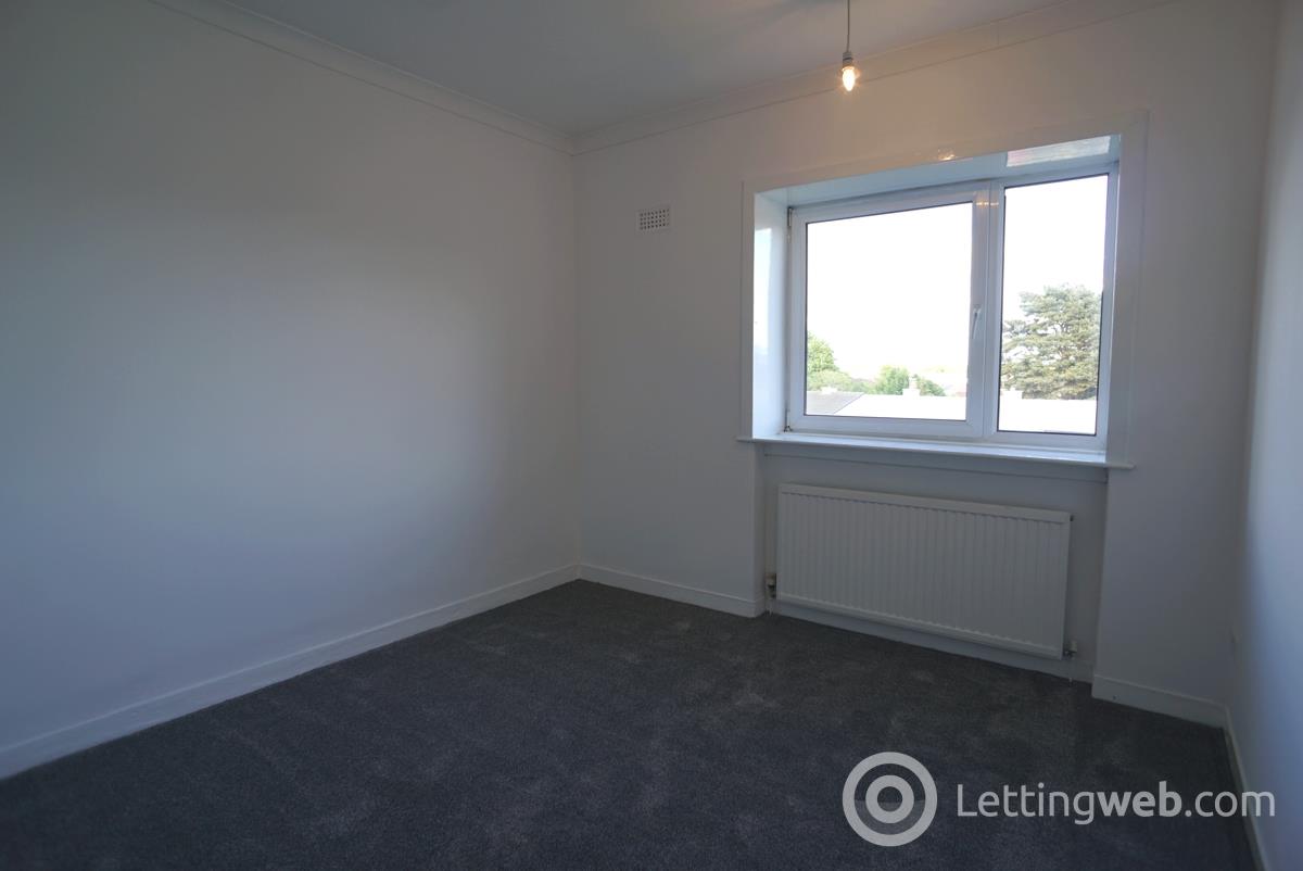 Property to rent in 32 Parkneuk Road