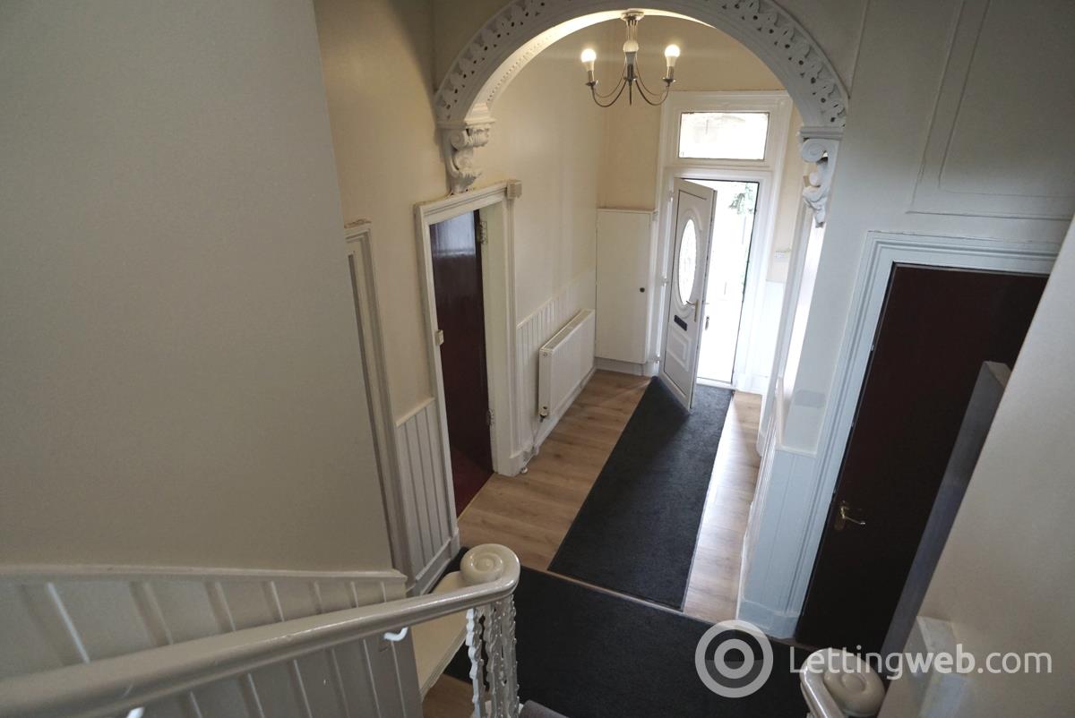 Property to rent in 102 Albert Road